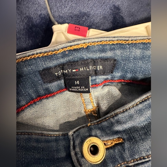Tommy Hilfiger Jean Shorts Size 14 - Picture 4 of 5